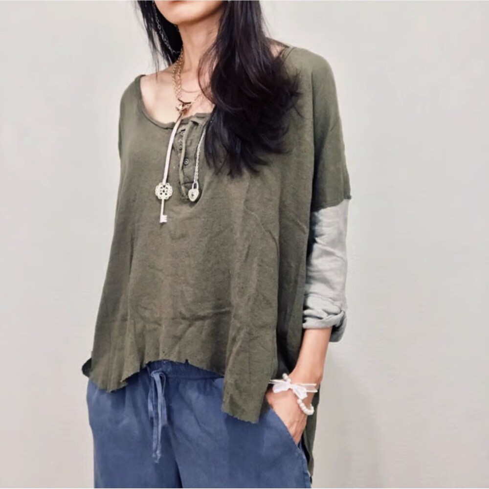 Free People Henley Top Women XS Green Oversized Crop Distress Linen Blend Grunge